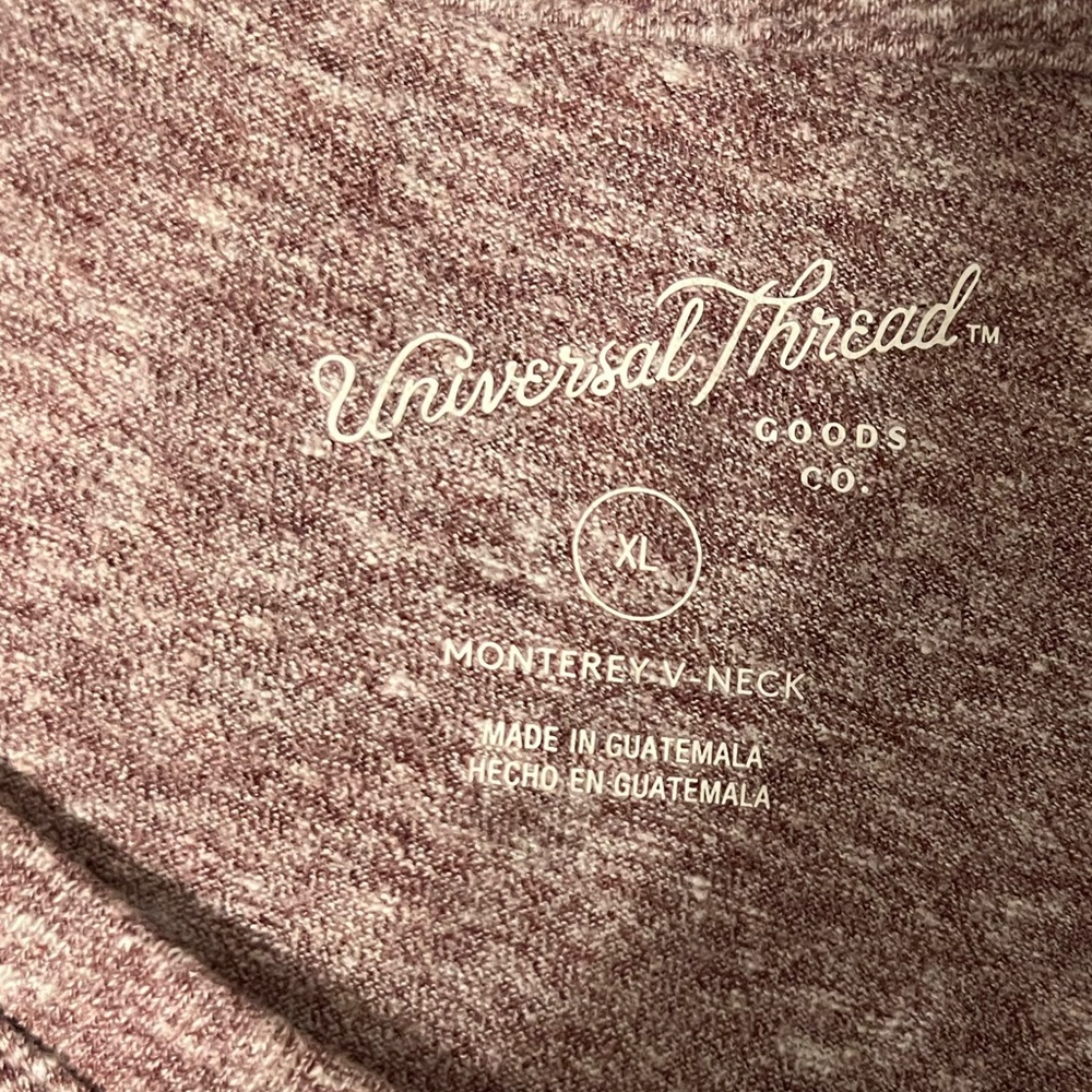 patterned top - Picture 4 of 4